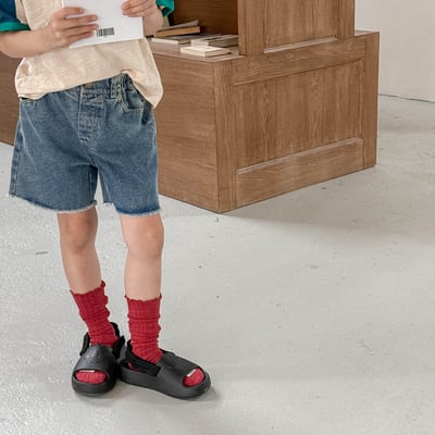 經典簡約下擺抽鬚牛仔五分褲18