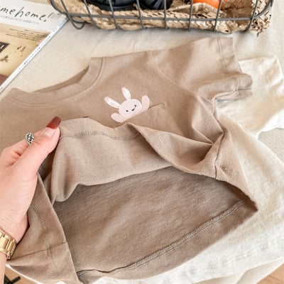 小動物刺繡口袋短版上衣8