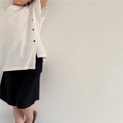韓系特色斜拼釦上衣7