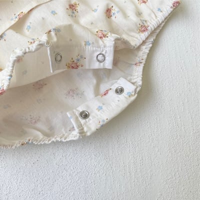 韓系碎花細肩帶包屁衣11