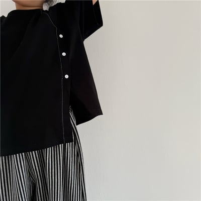 韓系特色斜拼釦上衣9