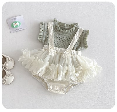 小氣質木耳立領吊帶包屁衣2