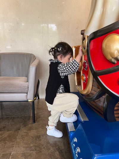 去年賣到瘋狂追加的麻花開衩背心(AMU去年實穿著90)3