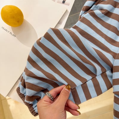 韓系粗條紋縮口休閒棉褲6