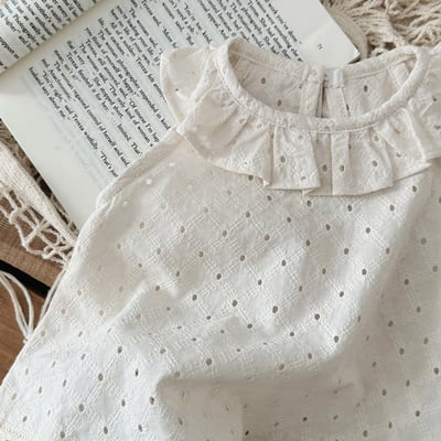 質感簍空刺繡荷葉領套裝12