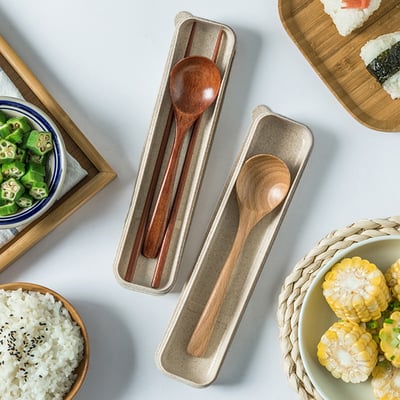 《日式麥稈盒裝餐具組》2