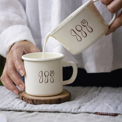 《刀叉系列 - 琺瑯量杯》500ml6