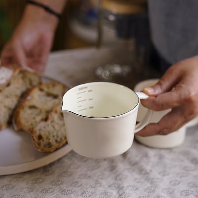 《日式加厚琺瑯量杯》500ml/1000ml2