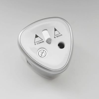 《電動機削鉛筆機》粗細雙孔6-12mm10