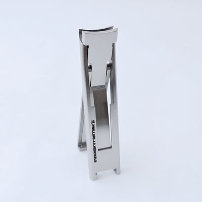 《 德國雙人牌 袖珍薄型指甲刀/鐵盒組》42440-000-05