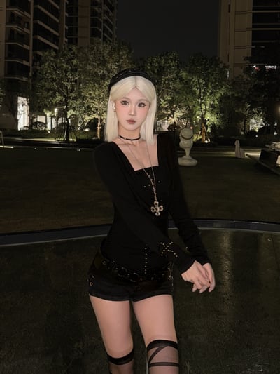 韓版暗黑辣妹修身深V兩件套2