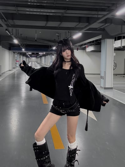 氛圍感美式十字辣妹親膚上衣+掛飾6