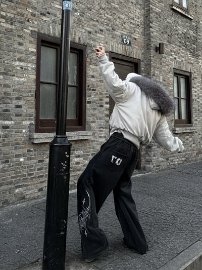 高質量小眾垂感刺繡彎刀褲2