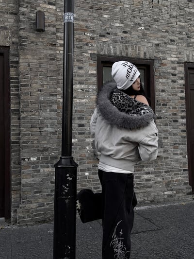 高質量小眾垂感刺繡彎刀褲7