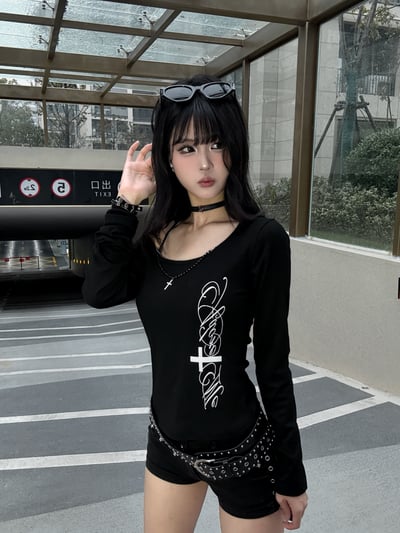 氛圍感美式十字辣妹親膚上衣+掛飾8