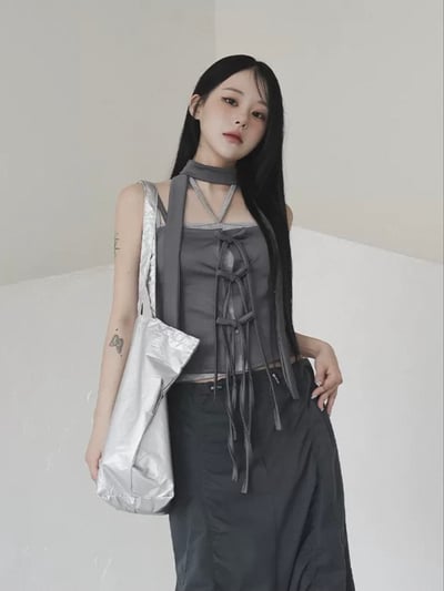 【韓代】蝴蝶綁帶掛脖上衣2