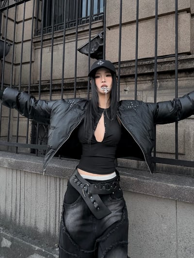 卯釘質感小眾短板羽絨外套8