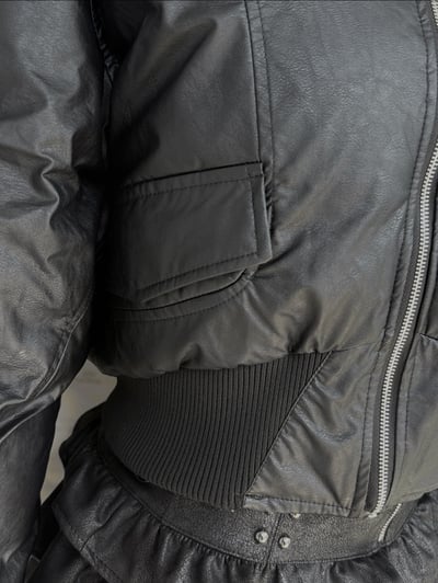 卯釘質感小眾短板羽絨外套15