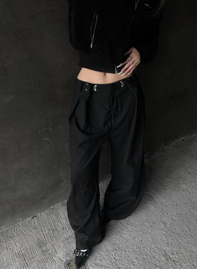 質感彎刀雙摺垂感西裝褲1