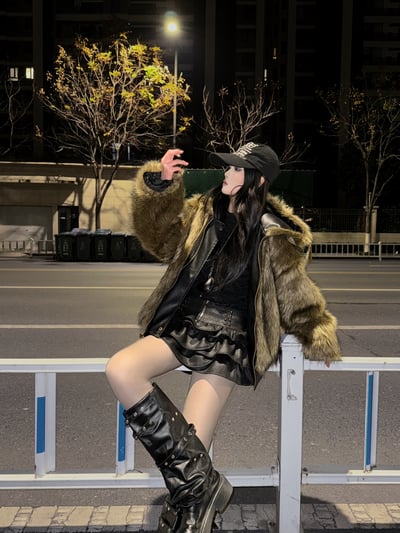 冬季高階皮毛正反兩穿外套7