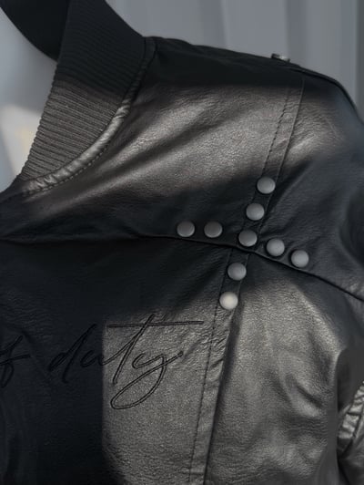 卯釘質感小眾短板羽絨外套13