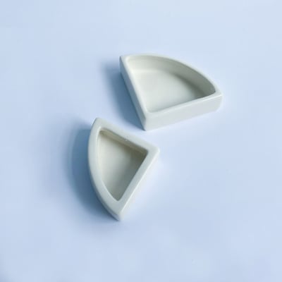 爬蟲防逃逸食盆（三角形磨砂陶瓷款）1