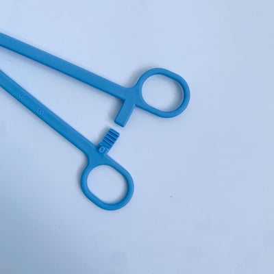 爬蟲餵食塑膠夾3