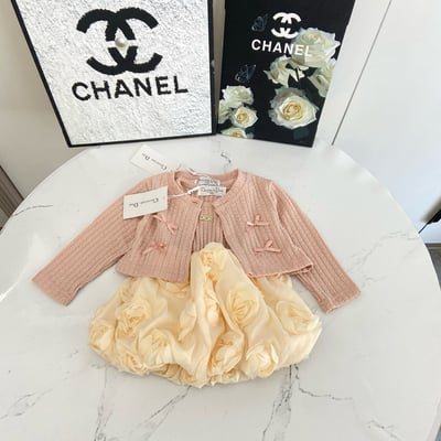 迪奧寶寶套裝｜貝殼3