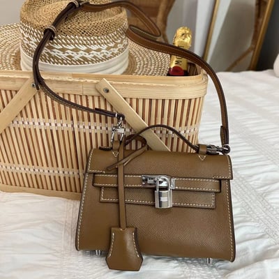 世界無敵霹靂可愛凱莉4 WAYS小廢包[Kelly 4 WAYS little junk bag]9