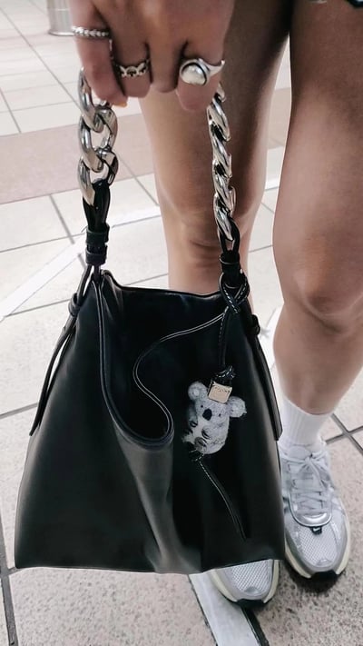 妳人生命定的第一支水桶包[The first bucket bag of you]8