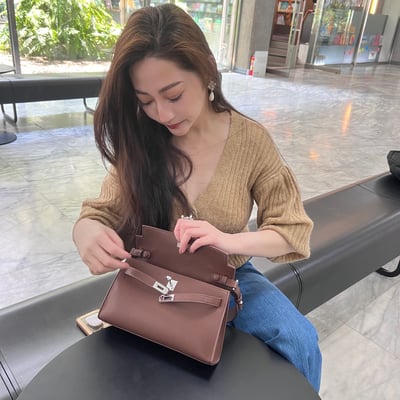 經典廢包加大版本[A larger version of the classic junk bag]9