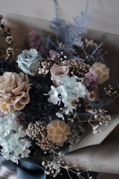 永生玫瑰花束 / 大 /  沈謐灰藍 NT24802