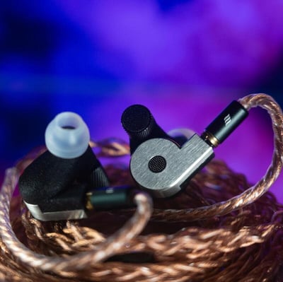 FATfreq x Effect Audio Quantum 平板耳道式耳機1