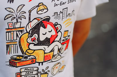 MY IEM - Music Lifestyle Tee 音樂生活插畫短袖 T 恤｜白色3