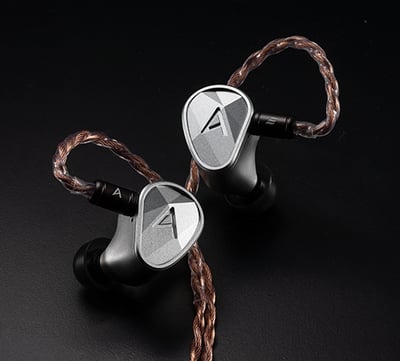 Astell&Kern A&ultima CLARUS 9單體三混合 旗艦入耳式耳機2