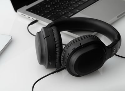 Final UX3000 SV 耳罩式藍牙耳機｜極致人聲細節 × 混合降噪體驗 耳罩式耳機5