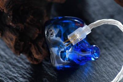 Aroma Jewel 旗艦級混合單元耳機5