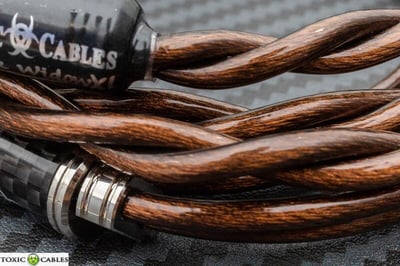 英國 Toxic cables Black Widow XL (BWXL) 黑寡婦4