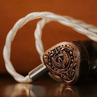 FlipEar Aegis 混合單元耳機2