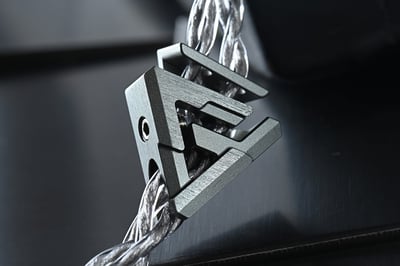 Vortex Cables Zenith Series - IRIS 耳機升級線｜7N 單晶銅鍍銀｜純粹音色的全新定義線材2