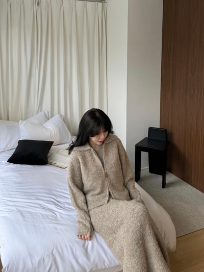 現貨！獨家訂製！回歸) 高CP值！親膚QQ毛背心洋+小翻領外套SET 2色9