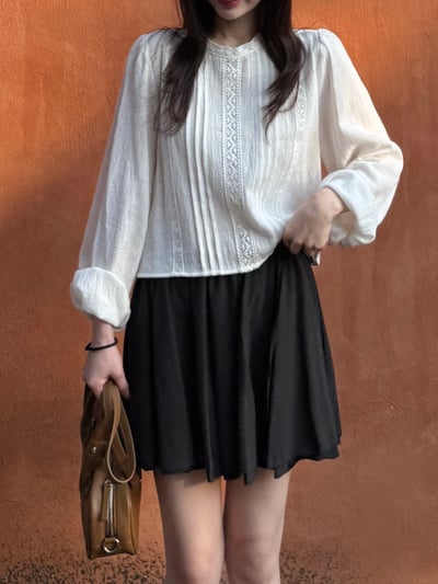 回歸 AK04 OUNCE 推！精緻布蕾絲上衣 2色13