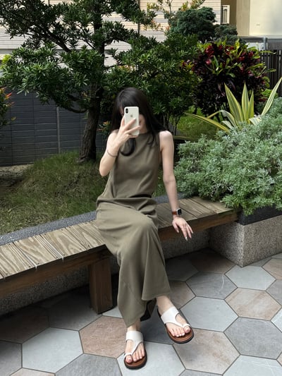 回歸) 熱銷破百！自留！微削肩彈性長洋 4色12