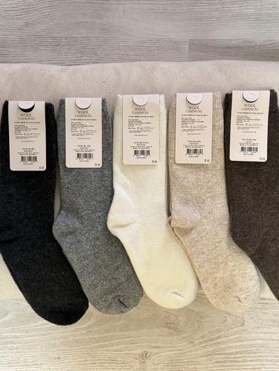 現貨 回歸) cashmere柔軟羊毛長襪 5色3