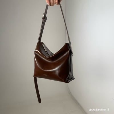 B38 Bucks&Leather  26年新款！小款 牛皮光滑亮面拉鍊托特包14