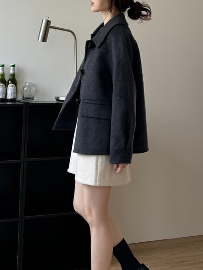 現貨 BEST！回歸) 牛角扣70%羊毛手工外套 2色16