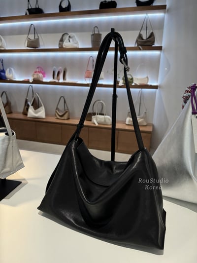 B9  Bucks&Leather 大款'底部加寬'磁吸扣枕頭包1