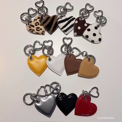 B48 Bucks&Leather 26年新款！詢問度超高！可愛牛皮迷你鑰匙圈 愛心/星星1
