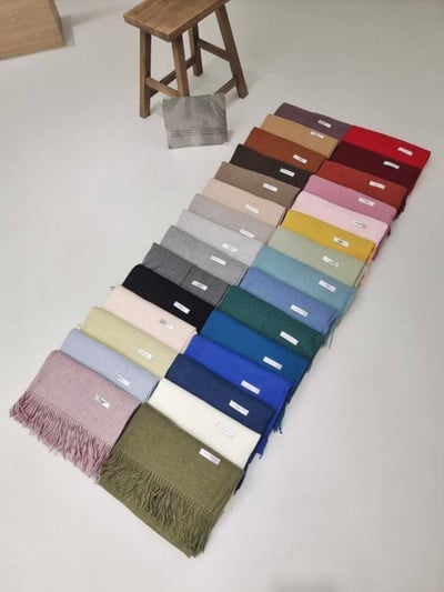 現貨 AW18 cashmere柔軟厚實圍巾 3色5