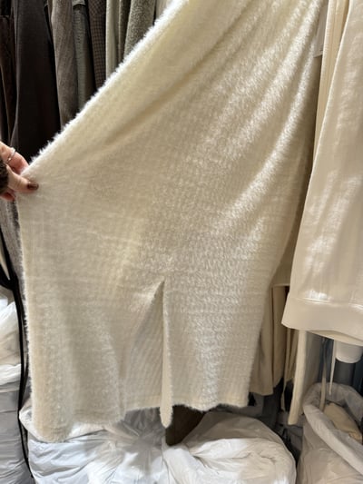 現貨 BEST！回歸) 自留！仙女羽毛感後開衩長裙 2色16